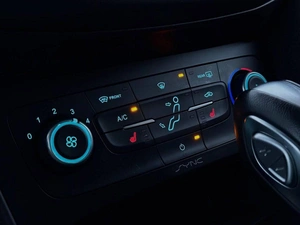 Хетчбэк Ford Focus 2018 года, 1169000 рублей, Ижевск