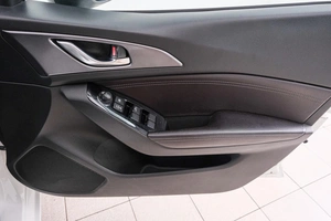 Седан Mazda Axela 2017 года, 1449000 рублей, Красноярск