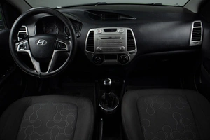 Хетчбэк Hyundai i20 2010 года, 649000 рублей, Оренбург