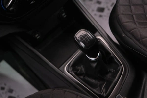Седан Hyundai Solaris 2017 года, 839000 рублей, Омск