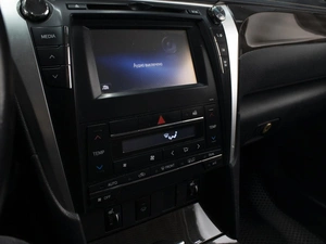 Седан Toyota Camry 2015 года, 1730000 рублей, Омск