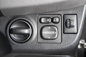 Хетчбэк Toyota Vitz 2014 года, 899000 рублей, Барнаул
