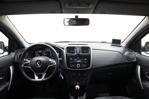 Седан Renault Logan 2018 года, 875000 рублей, Брянск
