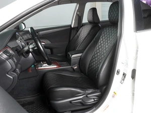 Седан Toyota Camry 2014 года, 1999000 рублей, Красный Пахарь