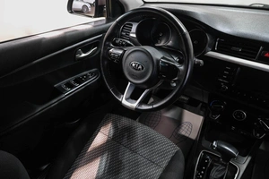 Седан Kia Rio 2019 года, 1449000 рублей, Новокузнецк