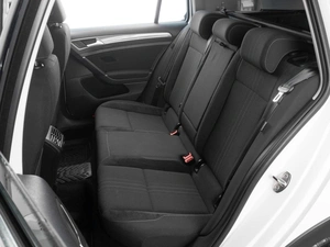 Универсал Volkswagen Golf 2017 года, 1924000 рублей, Тюмень