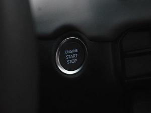 Внедорожник Toyota RAV4 2026 года, 4255000 рублей, Красный Пахарь