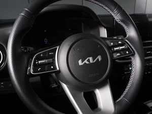 Седан Kia K3 2024 года, 2354000 рублей, Красный Пахарь