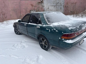 Седан Toyota Carina 1991 года, 130000 рублей, Ачинск