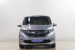 Минивэн Honda Freed 2018 года, 1599000 рублей, Новокузнецк