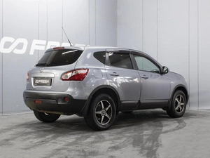 Внедорожник Nissan Qashqai 2012 года, 840000 рублей, Омск