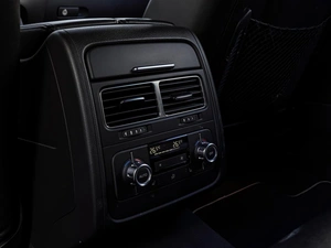 Внедорожник Volkswagen Touareg 2013 года, 2849000 рублей, Краснодар