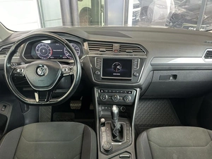 Внедорожник Volkswagen Tiguan 2017 года, 2280000 рублей, Уфа