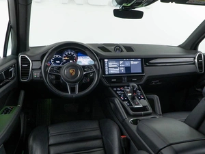 Внедорожник Porsche Cayenne 2020 года, 6262444 рублей, Москва
