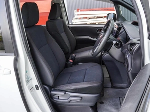 Минивэн Toyota Noah 2016 года, 1885000 рублей, Краснодар