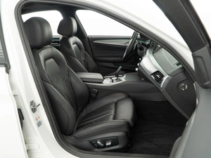 Седан BMW 5 серия 2017 года, 3994444 рублей, Москва