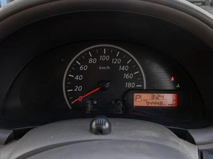 Хетчбэк Nissan March 2015 года, 850000 рублей, Краснодар