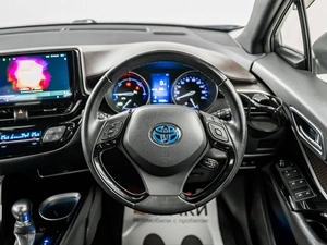 Внедорожник Toyota C-HR 2017 года, 1899000 рублей, Красноярск