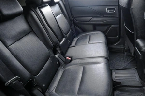Внедорожник Mitsubishi Outlander 2016 года, 2049000 рублей, Челябинск