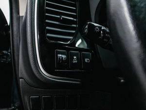 Внедорожник Mitsubishi Outlander 2019 года, 2199000 рублей, Красноярск