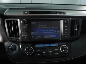 Внедорожник Toyota RAV4 2019 года, 2270000 рублей, Красный Пахарь