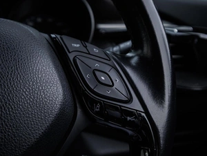 Внедорожник Toyota C-HR 2017 года, 1949000 рублей, Большой Сочи