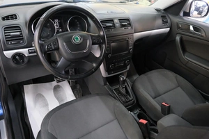 Внедорожник Skoda Yeti 2013 года, 1099000 рублей, Омск