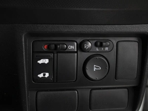 Минивэн Honda Freed 2011 года, 1260000 рублей, Омск
