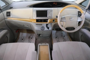 Минивэн Toyota Estima 2006 года, 1899000 рублей, Омск