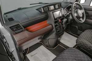 Минивэн Toyota Roomy 2018 года, 1159000 рублей, Челябинск