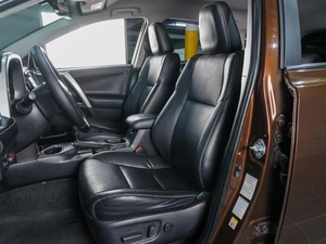 Внедорожник Toyota RAV4 2017 года, 2999000 рублей, Сургут