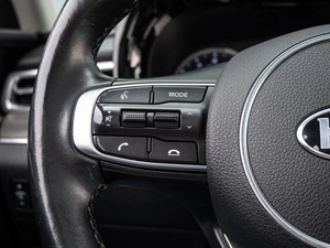 Седан Kia K5 2020 года, 2330000 рублей, Краснодар