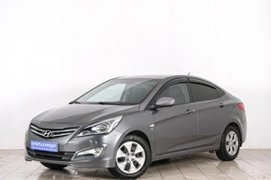 Седан Hyundai Solaris 2015 года, 889000 рублей, Красноярск