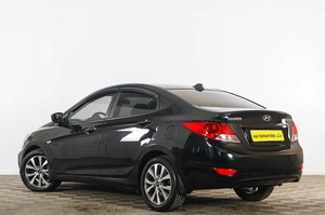 Седан Hyundai Solaris 2013 года, 899000 рублей, Тюмень