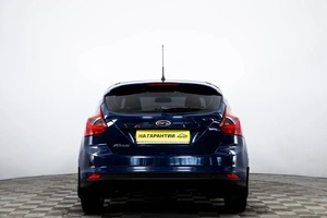 Хетчбэк Ford Focus 2011 года, 959000 рублей, Пермь