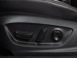 Седан Toyota Camry 2018 года, 2699000 рублей, Тюмень