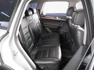 Внедорожник Volkswagen Touareg 2010 года, 1650000 рублей, Минеральные Воды