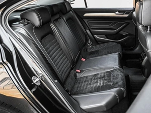 Седан Volkswagen Passat 2020 года, 2449000 рублей, Кирилловка