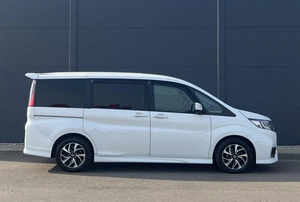 Минивэн Honda Stepwgn 2019 года, 1980000 рублей, Солонцы