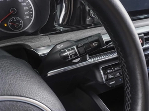 Седан Kia K5 2021 года, 1850000 рублей, Ростов-на-Дону