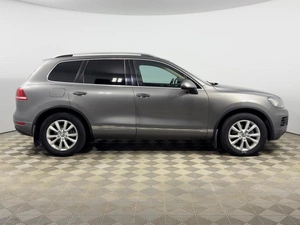 Внедорожник Volkswagen Touareg 2012 года, 1894100 рублей, Казань