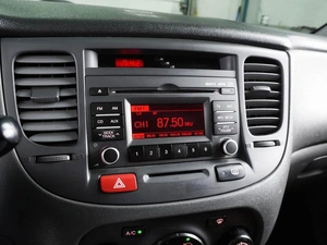 Седан Kia Rio 2009 года, 499000 рублей, Воронеж