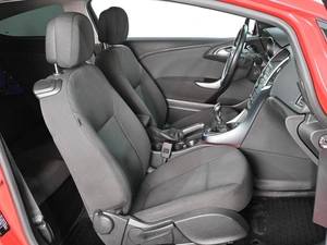 Хетчбэк Opel Astra GTC 2012 года, 1179000 рублей, Ростов-на-Дону