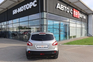 Внедорожник Nissan Qashqai 2012 года, 1135000 рублей, Мирное
