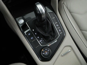 Внедорожник Volkswagen Tiguan 2019 года, 3498055 рублей, Москва