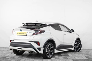 Внедорожник Toyota C-HR 2017 года, 2359000 рублей, Кемерово