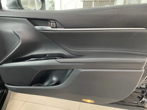 Седан Toyota Camry 2019 года, 2497000 рублей, Солонцы