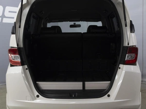 Минивэн Honda Freed 2011 года, 1260000 рублей, Омск