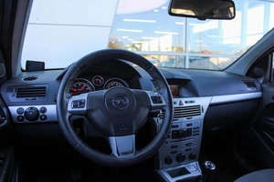 Универсал Opel Astra 2014 года, 770000 рублей, Ярославль