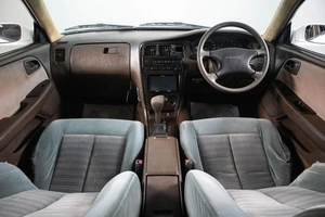 Седан Toyota Mark II 1993 года, 619000 рублей, Сургут